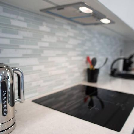 Luxurious Oak Park Apartment By Polo Apartments Kaunas Bagian luar foto